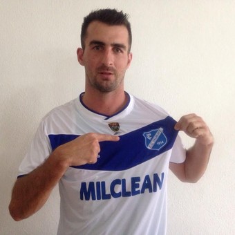 Luto! Ex-zagueiro do Taubaté que estava no futebol europeu morre em acidente no MS