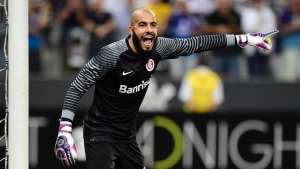Após pancada na cabeça, Danilo Fernandes é vetado e desfalca o Internacional