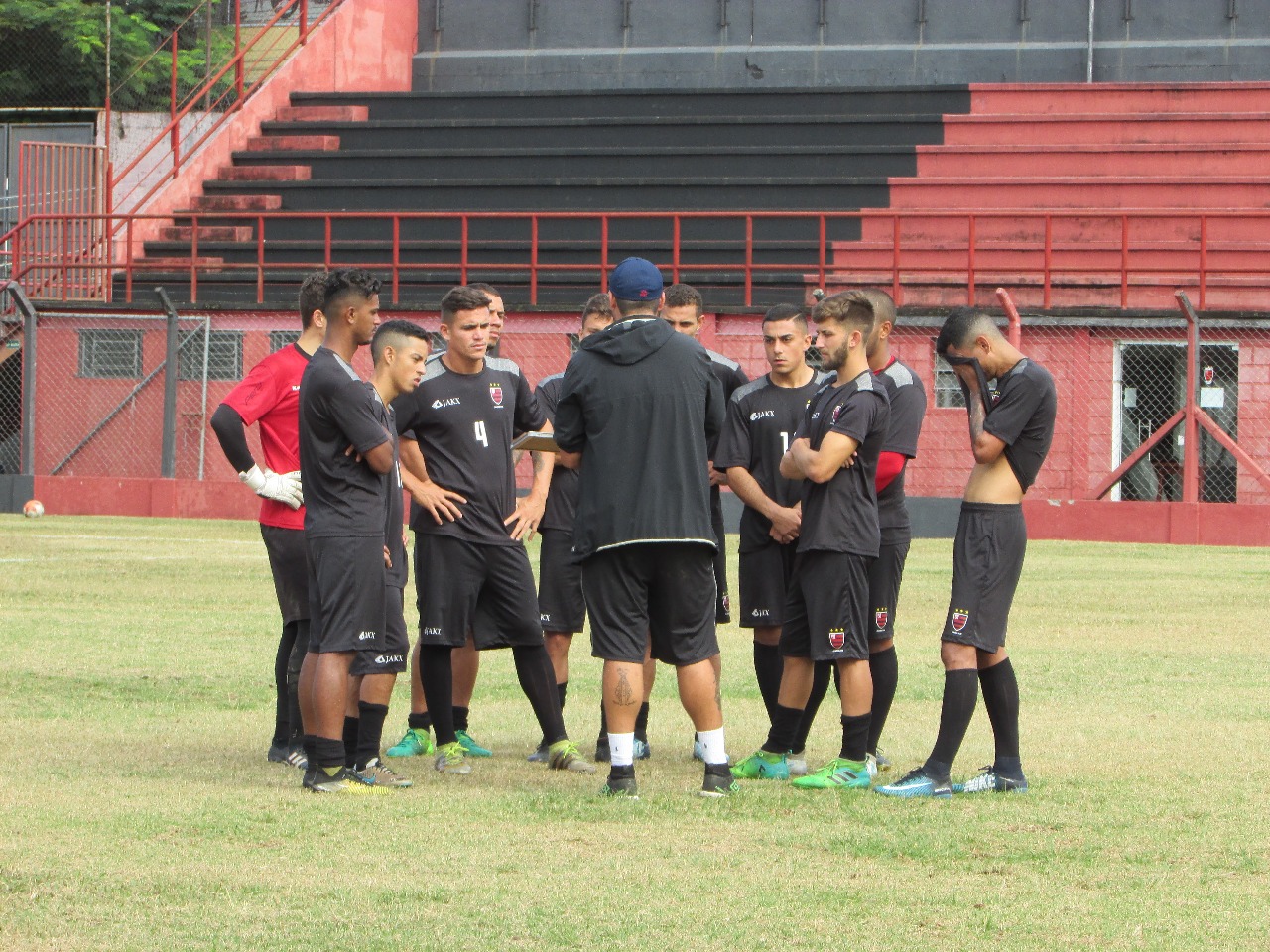 Segundona: Na cola do G3, Flamengo terá força máxima para encarar União Mogi