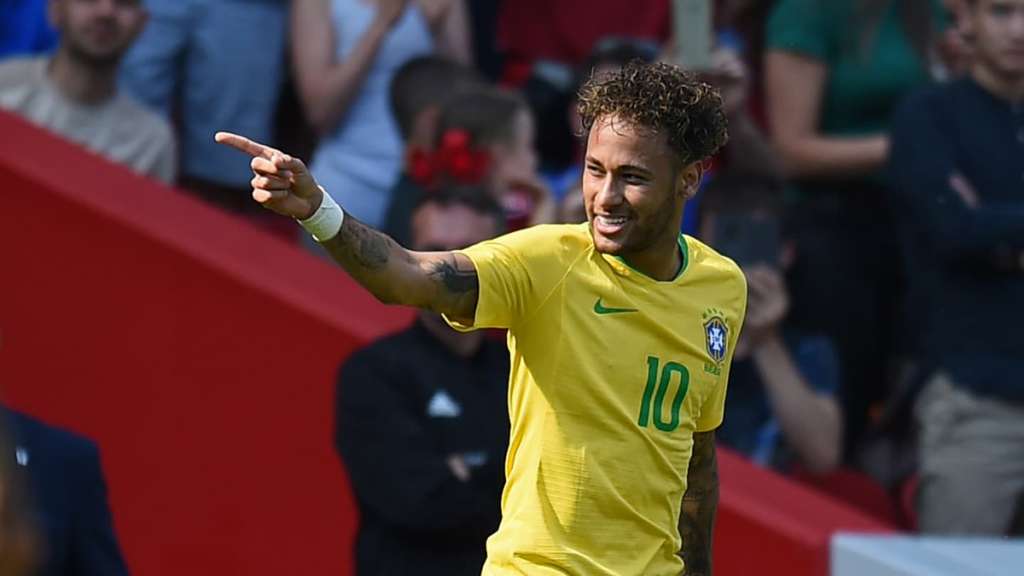Neymar está de volta e é a grande esperança do Brasil