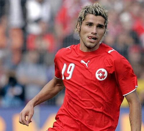Valon Behrami se tornará o primeiro jogador suíço a representar seu país em quatro Mundiais