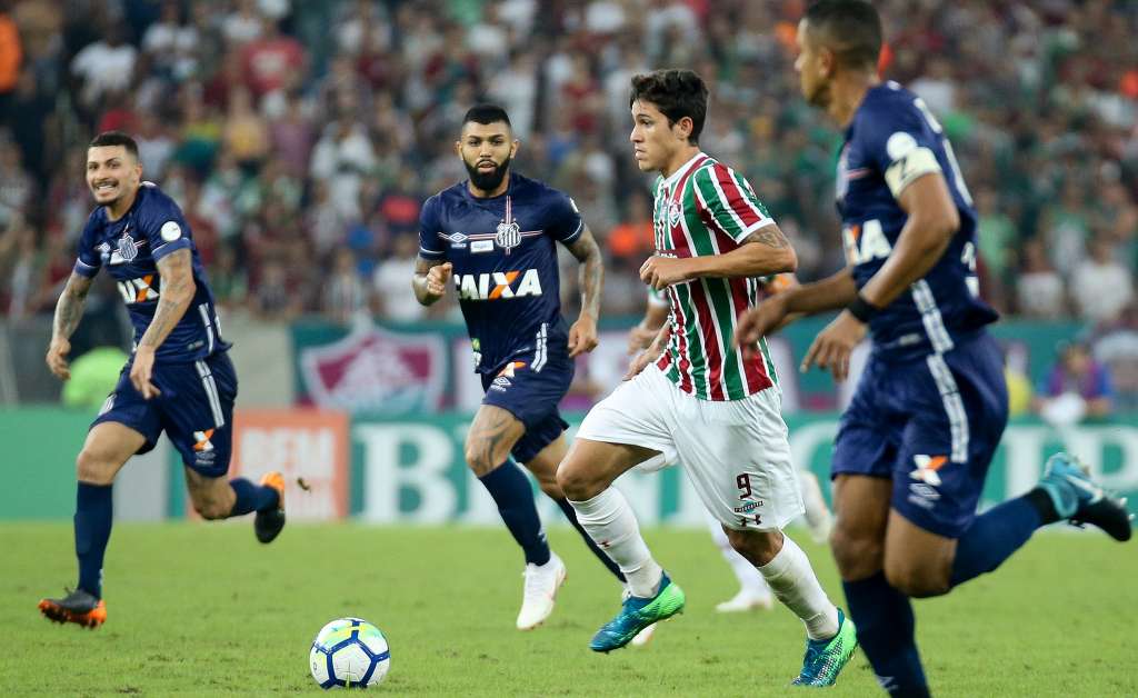 Jair Ventura admite alívio com vitória e lista feitos do Santos no ano