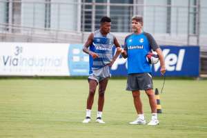 De malas prontas para Santos, Renato Gaúcho revela choro de Jaílson ao deixar Grêmio