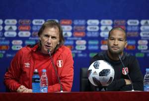 Gareca faz mistério e não confirma Guerrero como titular do Peru em estreia