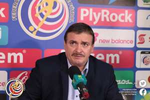 Técnico diz que Costa Rica não deve se sentir sob pressão por sucesso em 2014