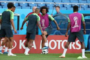Copa do Mundo: Marcelo comemora por ser o capitão do Brasil na estreia