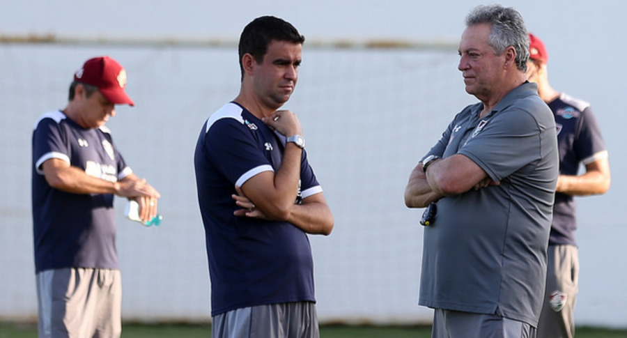 Após tropeços seguidos, Abel Braga pede demissão e deixa o Fluminense