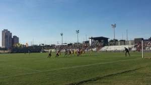 Brasiliense-DF 1 x 0 Campinense-PB - Pentacampeão marca e Jacará sai na frente da Raposa