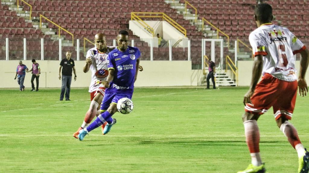 Confiança 1 x 1 Juazeirense – Empate ruim trava Dragão e Cancão