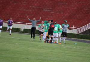 Uberlândia-MG 1 x 1 Caxias-RS - Verdão perde caminhão de gols e vaga fica para Sul!