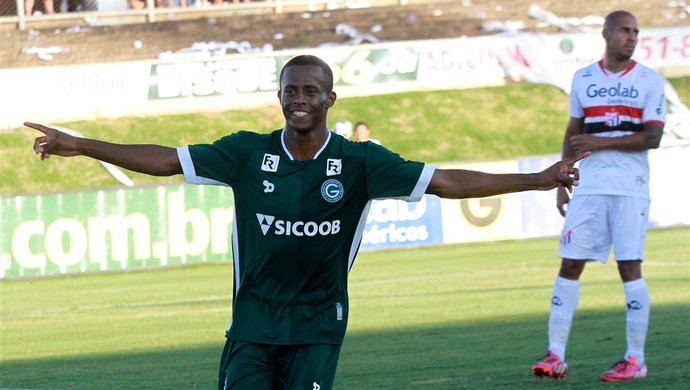 Carlos Eduardo se garantiu na seleção FI - Rosiron Rodrigues/Goiás EC