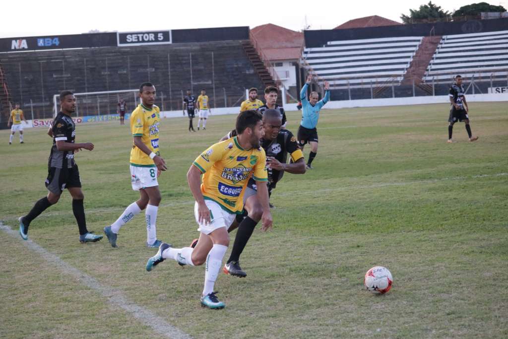 Segundona: Com gol no final da partida, Independente vence XV de Jaú (Foto: Tiago Pavini/XV de Jaú)