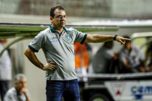 Rumo ao Bahia, Enderson Moreira se despede do América-MG: 