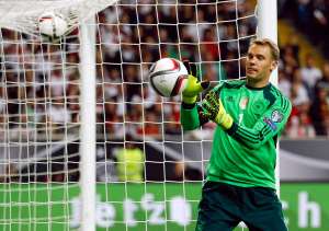Copa do Mundo: Neuer confirma cobranças internas, mas nega racha na Alemanha