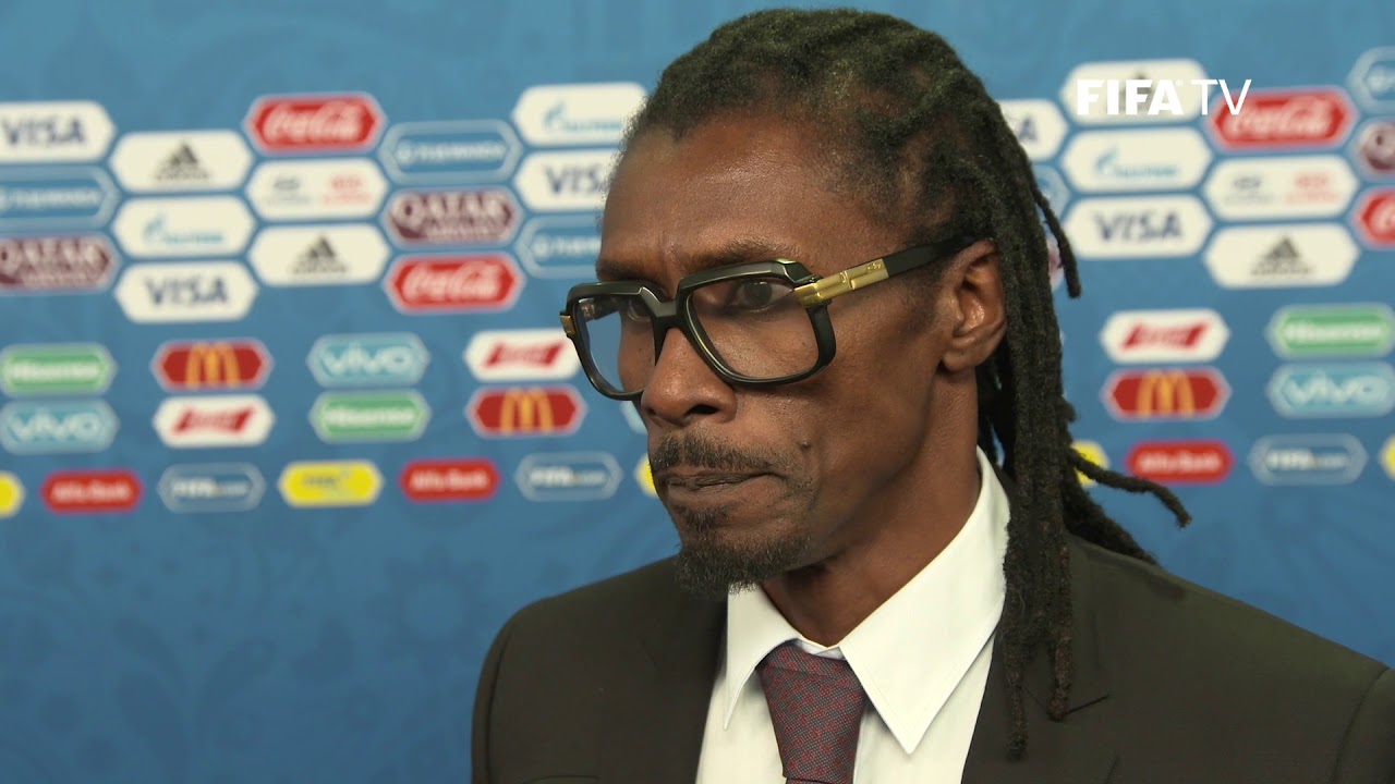 Único treinador negro da Copa, Aliou Cisse exalta vitória de Senegal na estreia
