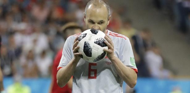 Copa do Mundo: Caso Lopetegui está superado, diz Iniesta: ‘Foi desconfortável, mas acabou’