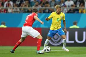 Neymar centraliza as atenções na seleção brasileira para o bem e para o mal