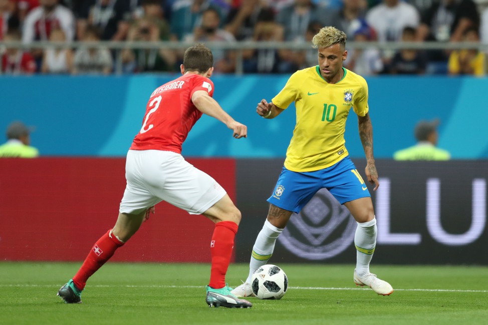 Neymar centraliza as atenções na seleção brasileira para o bem e para o mal