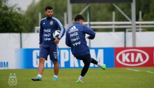 Copa do Mundo: Sampaoli treina Argentina com três zagueiros e faz mistério no meio-campo