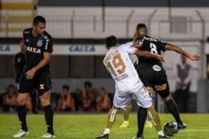 Série B: Danilo Barcelos dispara contra árbitro e sistema ofensivo da Ponte