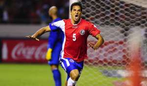 Filho de brasileiro, Celso Borges, da Costa Rica, está confiante em quebrar tabu do Brasil