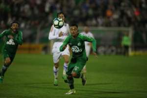 Após Rodolfo, Paraná confirma contratação de meia da Chapecoense