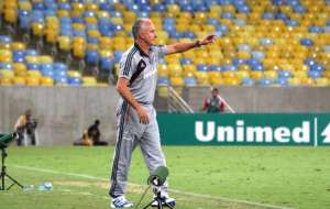 Dorival Júnior descarta Fluminense, que sonha com ex-Palmeiras