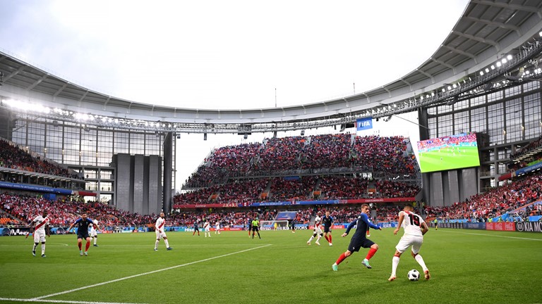 França 1 X 0 Peru - Gol de Mbappé garante classificação do time europeu
