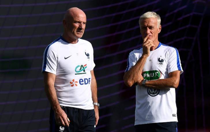 Deschamps celebra vaga antecipada, mas admite: ‘A França ainda não se soltou’