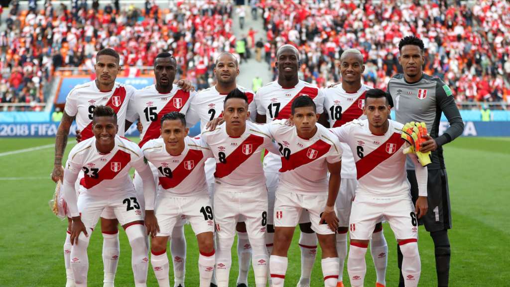 Gareca admite decepção, mas diz que Peru deixou 'imagem positiva' na Copa