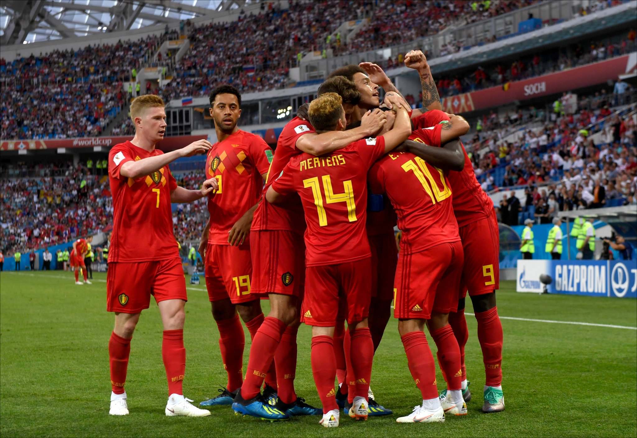 Bélgica e Inglaterra perto de vaga e duelo decisivo fervem fim de semana da Copa