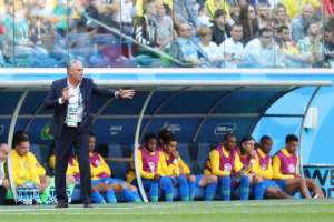 Apesar de sofrimento, Tite diz que Brasil 'deu aula' de futebol no segundo tempo