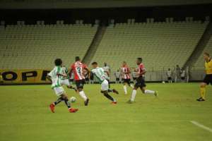 Altos-PI x Ferroviário-CE - Jogo em aberto e só um avança às quartas