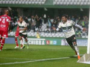Coritiba x Figueirense - Quem vai terminar a rodada no G4?
