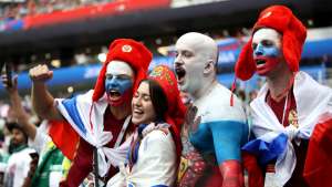 Jurista quer usar caso de assédio de brasileiros para conseguir mudar lei russa