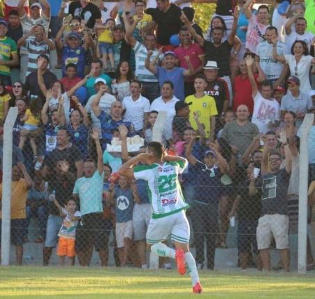 Altos-PI fez dois gols, mas levou quatro do Ferroviário-CE