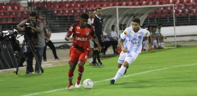 CRB e Paysandu marcaram os gols do empate nos acréscimos no Rei Pelé