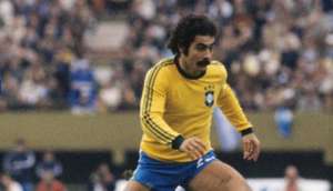 ESPECIAL FI: Rivellino vê evolução na seleção, mas não poupa críticas ao trabalho de Tite