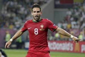 Moutinho volta a treinar e Portugal deve ter força máxima contra o Irã