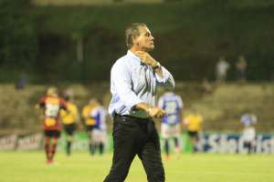 Paulo Roberto Santos não resiste a primeira derrota e deixa o São Bento