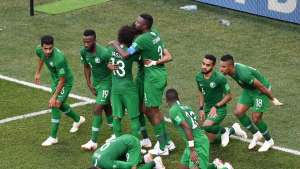 Atacante festeja 'vitória honrosa' após fazer gol histórico para a Arábia Saudita