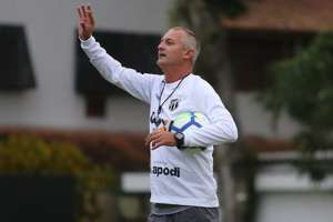 Lisca confia na classificação do Ceará: 