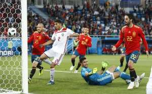 Espanha 2 x 2 Marrocos - La Roja avança na ponta e pegará a Rússia