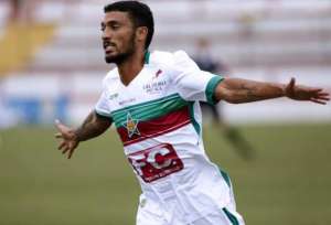 Série B: Brasil de Pelotas contrata meia Maicon Assis