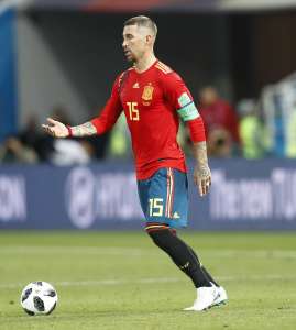 Ainda sem convencer na Copa, Sergio Ramos pede união dos torcedores espanhóis