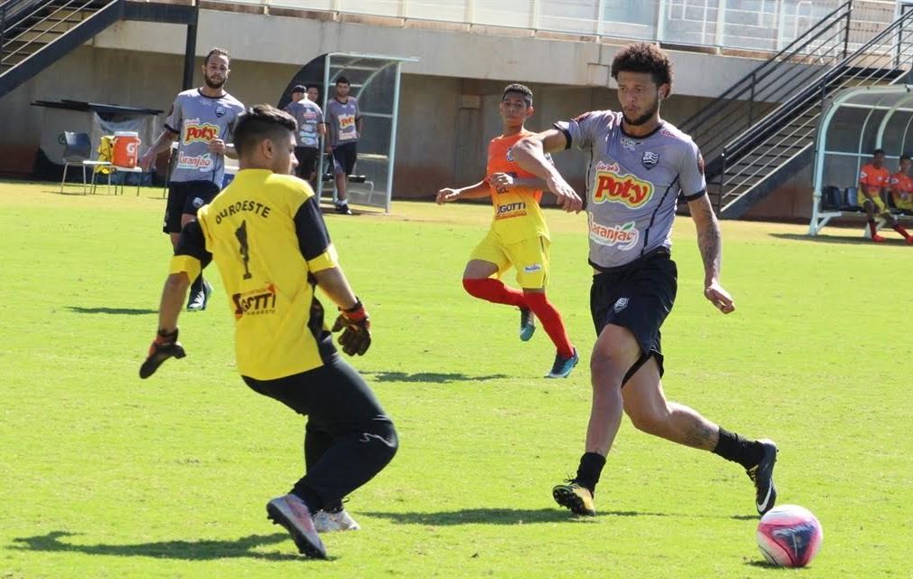 Copa Paulista: Votuporanguense goleia time amador em amistoso