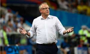 Técnico da Suécia se diz 'incrivelmente orgulhoso' com vitória e ponta do grupo