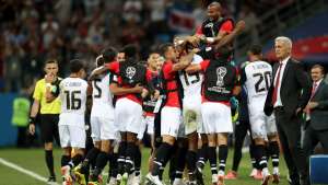 Técnico da Suíça pede 'futebol atrativo' para derrotar a Suécia nas oitavas