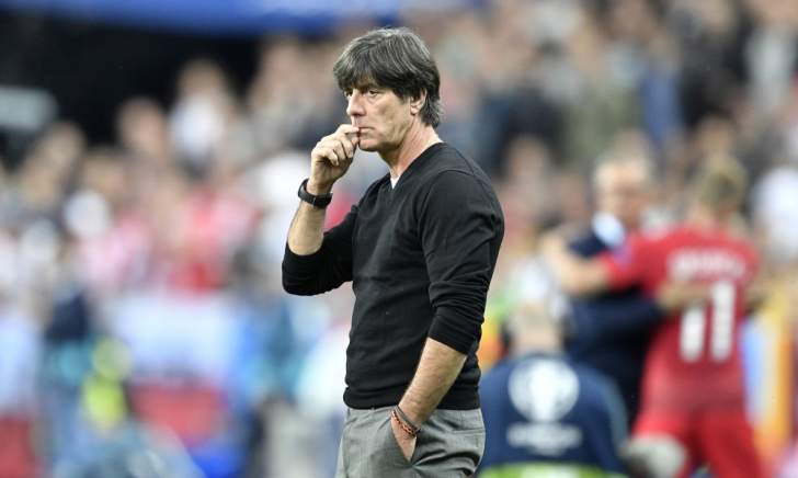 Presidente da DFB se diz ‘completamente desapontado’, mas respalda Joachim Löw