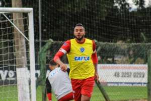 Série B: Centroavante pede grande resultado do Paysandu diante do Fortaleza